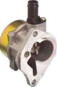 14650-00Q1F Motor vacuumpumpe for Nissan oppstilt mot hvit bakgrunn