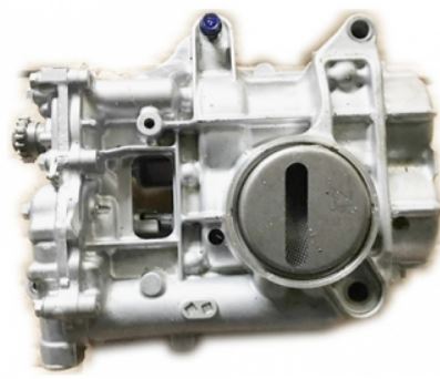 15100-RAC-006 Motorolje pumpe original for Honda oppstilt mot hvit bakgrunn