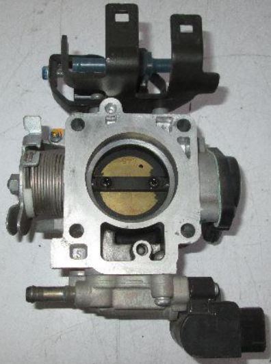 16400-PWA-G52 Gasspjeld motor original for Honda oppstilt mot hvit bakgrunn
