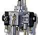 22100-30020 Innsprøytningspumpe diesel orginal for Toyota oppstilt mot hvit bakgrunn