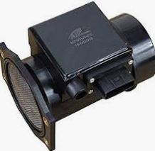2268005U00 Motor sensor manifold luftmengde for Nissan oppstilt mot hvit bakgrunn