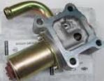 23781-05U11 Manifold ventil tomgang original for Nissan oppstilt mot hvit bakgrunn
