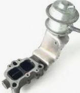 25630-30050 Eksos EGR ventil for Toyota oppstilt mot hvit bakgrunn