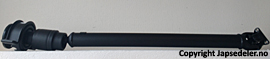 27101-70H40 Drivaksel mellomaksel foran for Suzuki oppstilt mot hvit bakgrunn