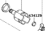 43040-0D020 Drivaksel drivledd indre original for Toyota oppstilt mot hvit bakgrunn