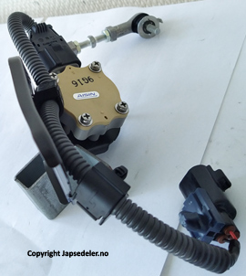 89408-60011 Støtdemper luftfjæring sensor bak v for Toyota oppstilt mot hvit bakgrunn