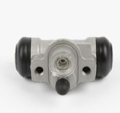 53401-76G02 Bremsesylinder bak for Suzuki oppstilt mot hvit bakgrunn