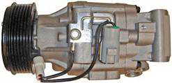 88320-1A481 Kjøling klima A/C kompressor for Toyota oppstilt mot hvit bakgrunn