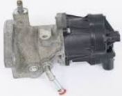 SH01-20-3A0B Eksos EGR ventil nr 2 for Mazda oppstilt mot hvit bakgrunn