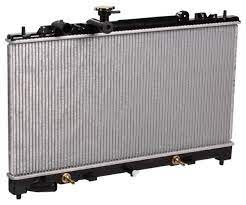 LFCT-15-200 Motor kjøling radiator for Mazda oppstilt mot hvit bakgrunn